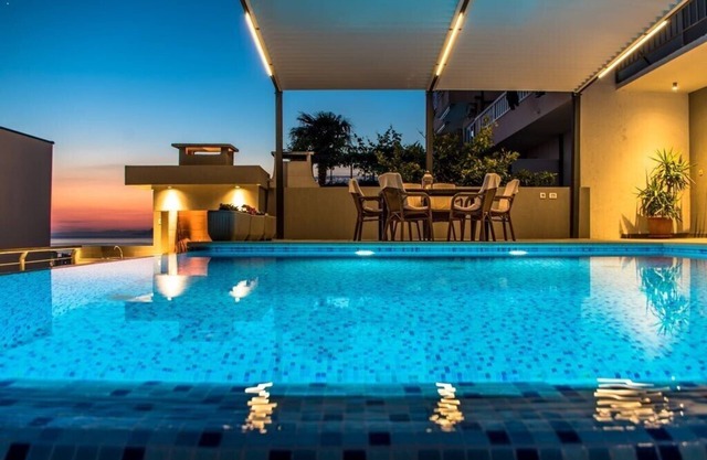 Apartment Stanko *** Apartment in Makarska, private pool