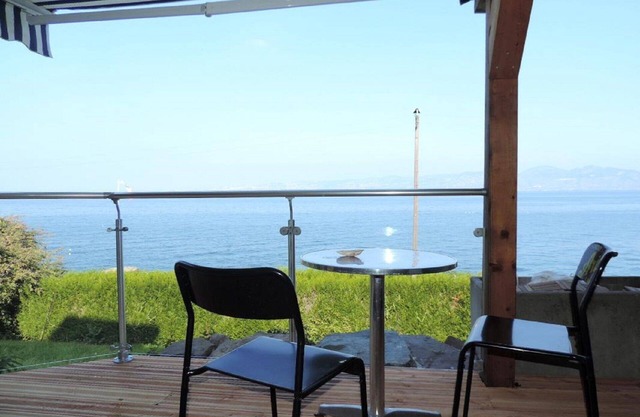 Apartment (the owner is musician) with a piano, sauna, 10 m away from the lake