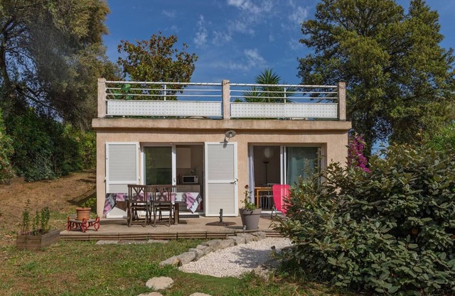 Apartment 'U Trefulu Neru' with Private Terrace, Wi-Fi and Air Conditioning