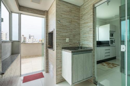 Apartment w/barbecue, close to the beach IBL103