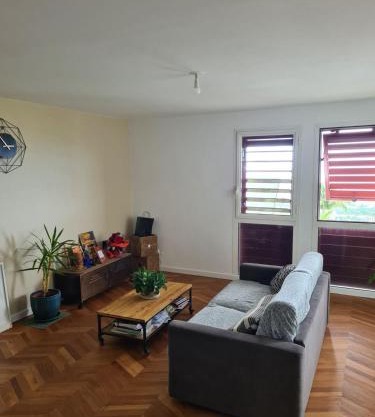 Apartment with a sea view