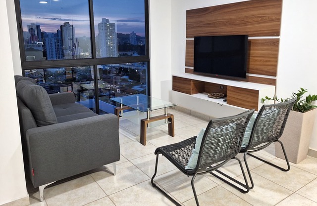 Apartment with amazing view in Panama City center next to Omar Park