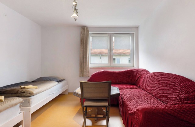 Apartment 'Yellow B'