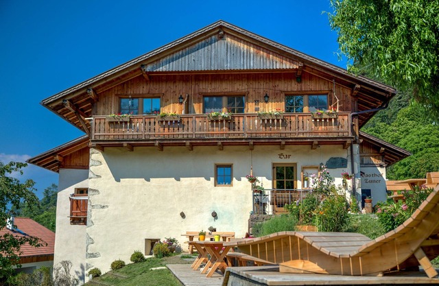 Apartment 'Zunerhof Morgensonne' with Mountain View, Balcony and Wi-Fi