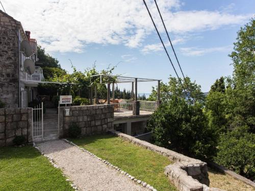 Apartments Anka - One-Bedroom Apartment with Balcony and Sea View