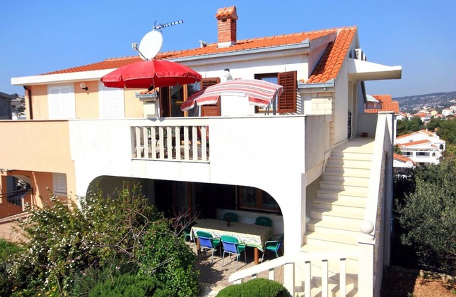 Apartments by the sea Sevid, Trogir - 9468
