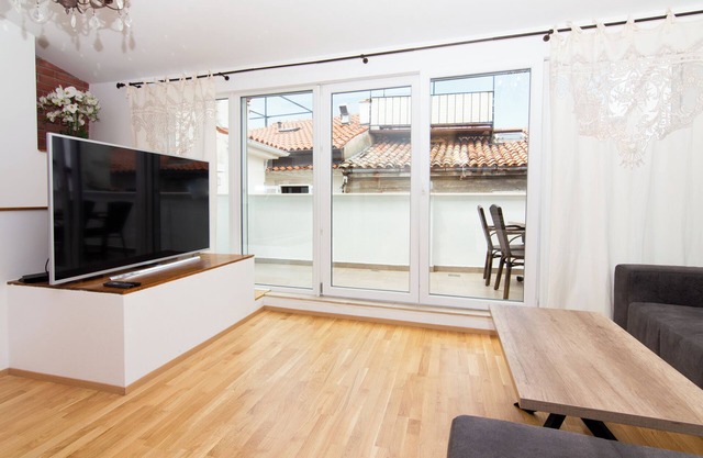 Apartments Elleon Piran