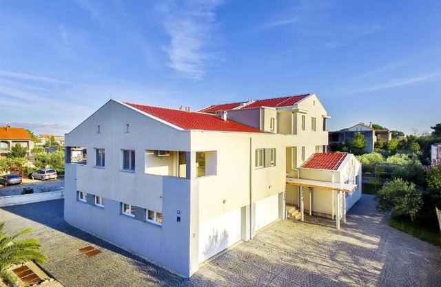 Apartments Glavan