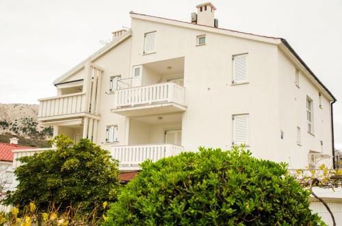 Apartments IDa I