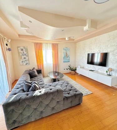 Apartments LUPE