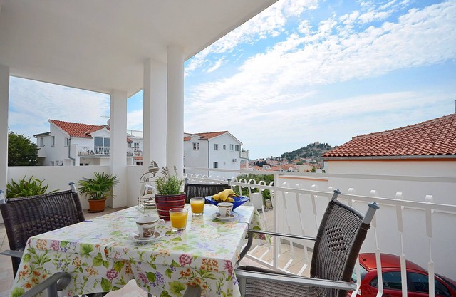 Apartments Mila (23861-A4) - Tribunj