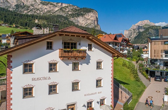 Apartments Restaurant Rusctlea