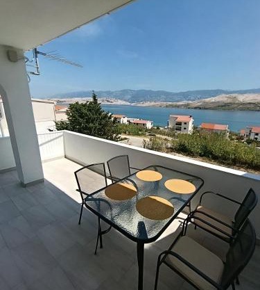 Apartments Višnja