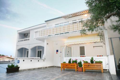 Apartments with parking space Baska Voda, Makarska - 16517