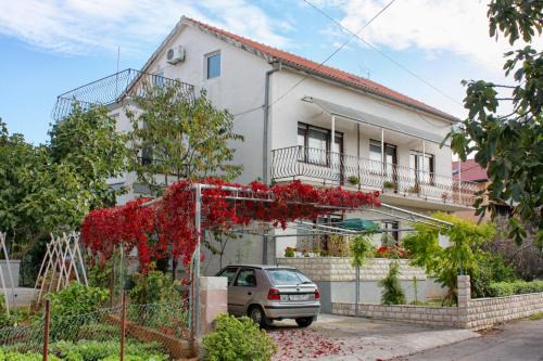 Apartments with parking space Sukosan, Zadar - 5777