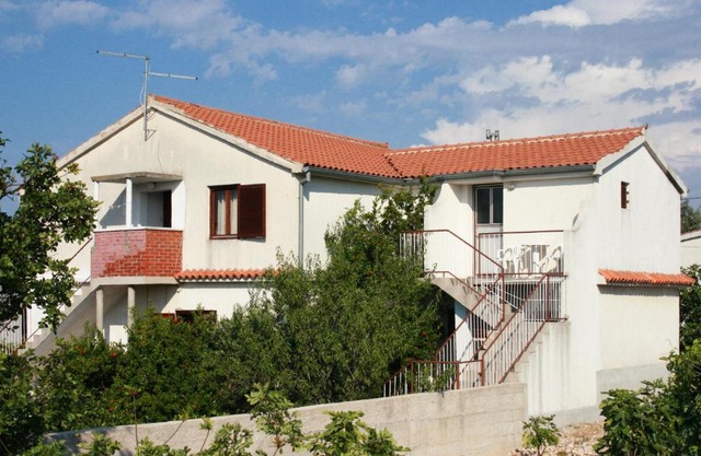 Apartments with parking space Jezera, Murter - 5093
