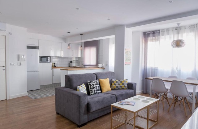 ApartUP Pineapple