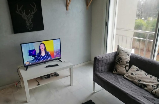 Appart 1ch Salon bien meublé