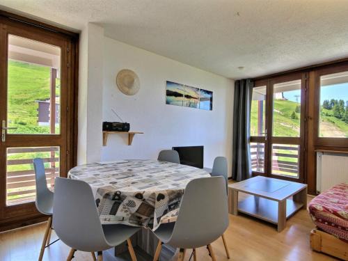 Appartement 2 pièces avec balcon à 100m des pistes à La Plagne - FR-1-455-16