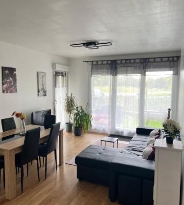 appartement 5min gare RER Disneyland Paris val d'Europe la vallée Village parking inclus