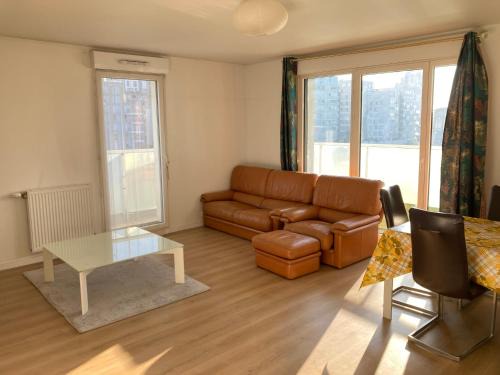 Appartement 87 m2 - 3 chambres - 6 personnes - Proche Paris - Parking gratuit