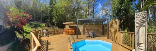 Appartement avec vue jardin à Deshaies 80 m² avec piscine