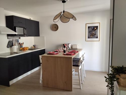 Appartement bord d'océan dans résidence 3* avec piscine et parking privé