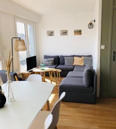 Appartement C 2 chambres très lumineux