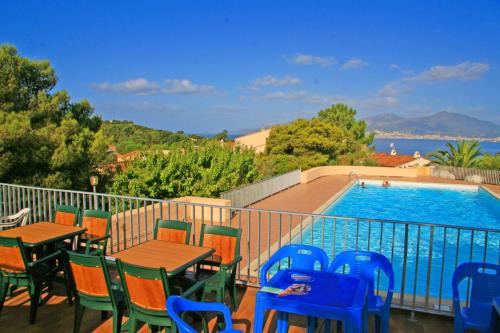 Appartement charmant avec piscine à Porticcio - 32 m²