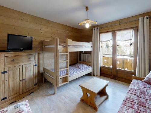 Appartement cosy près des pistes avec balcon au Grand-Bornand - FR-1-467-56