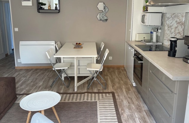 Appartement Entier Dans Maison