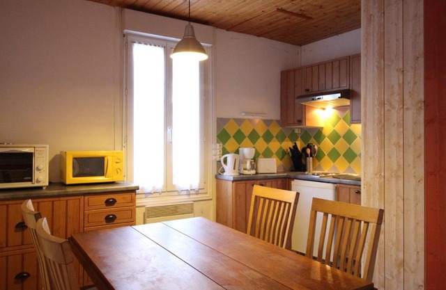 Appartement F3 Mont-Dore à 200m des thermes, parking sécurisé, 4 couchages, sans ascenseur - FR-1-415-61