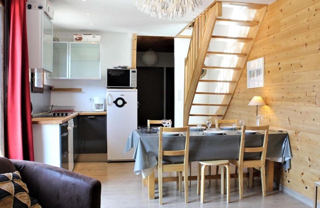 Appartement mezzanine 6 couchages, pied de pistes, Risoul - FR-1-330-507