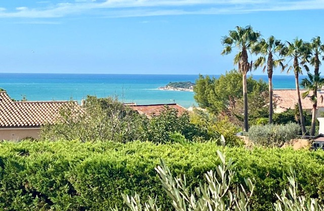 Appartement Sanary vue mer au calme