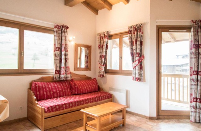 Appartement spacieux pour 6 au pied des pistes avec PARKING et WIFI - FR-1-508-27