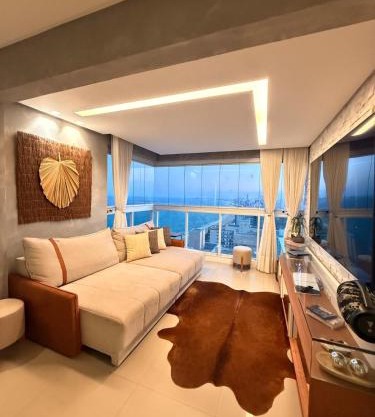 Apt último andar frente mar