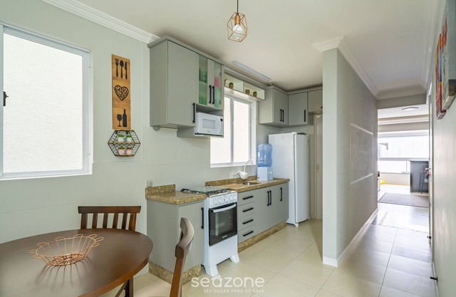 Apt 60m From sea - Meia Praia Itapema Obs0301