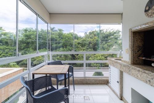 Apt with balcony, few minutes from the sea CCB103