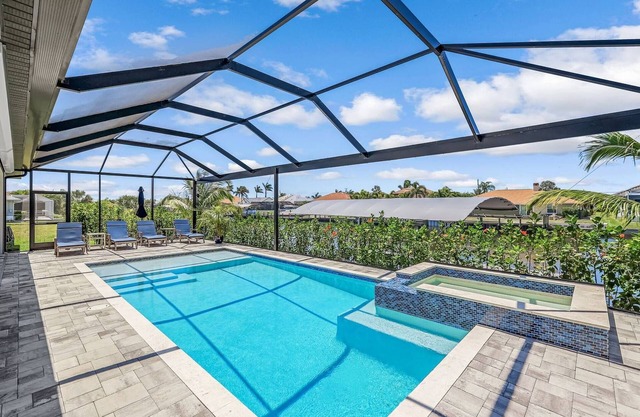 Aqua Villa