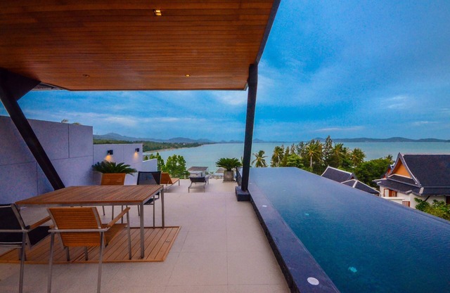 AQUA Villas Rawai
