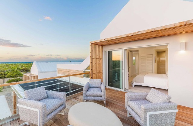 Aqueous: Luxury Villa w/Tranquil Pool Near Beach