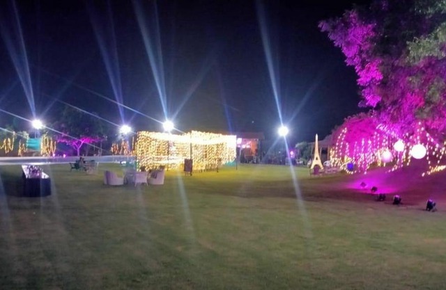 Aravli luxury farmhouse Gurugram