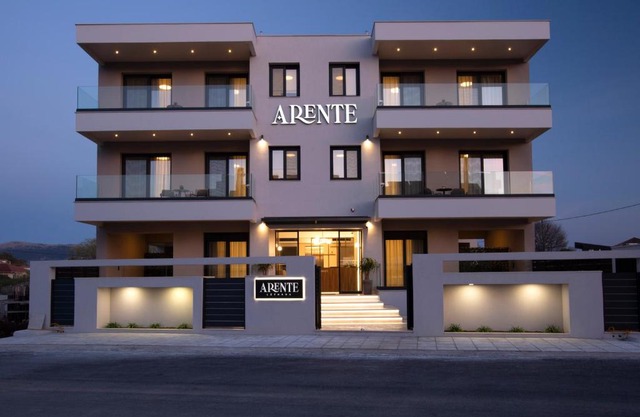Arente Apartments