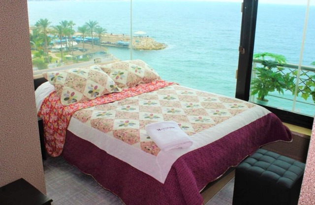 Aristo House Hotel
