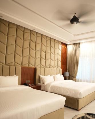 Ariston Suites
