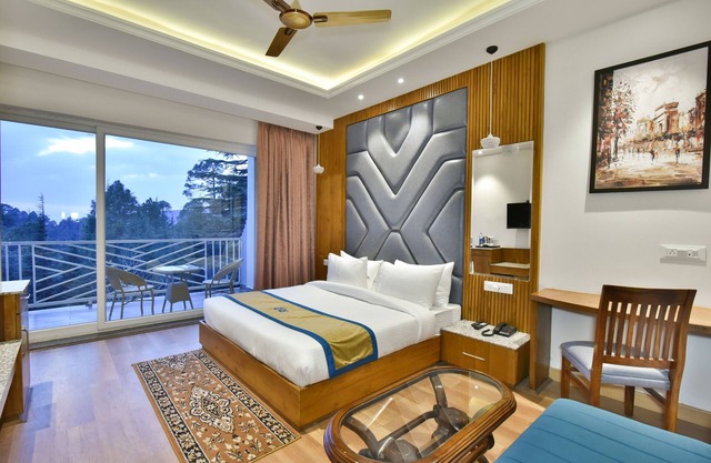 Ark Holiday Inn By DLS Hotels