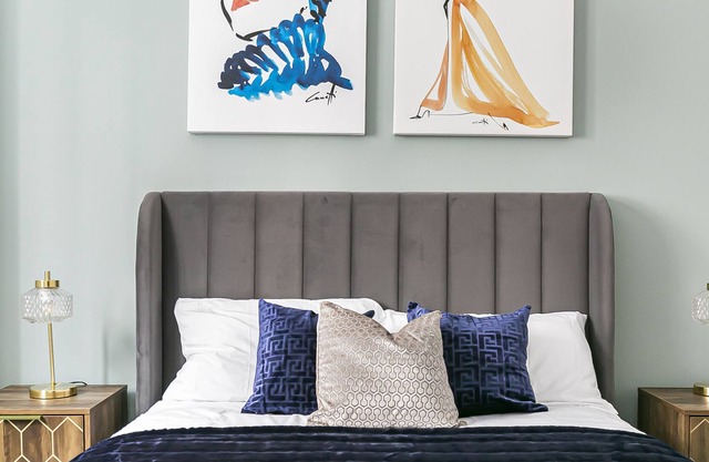 Art Deco-inspired property in Crouch End, near London's vibrant attractions.