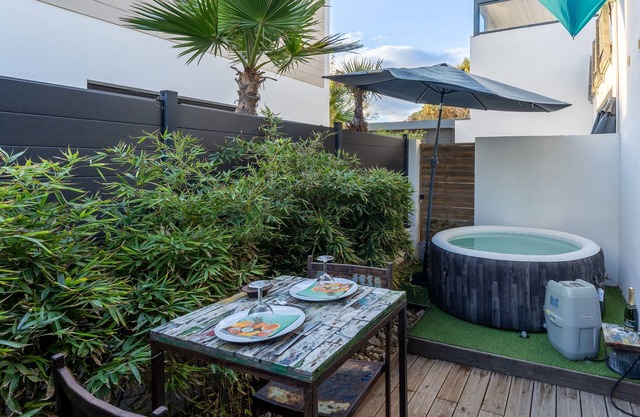 Artemis - Studio terrasse - Accès direct plage
