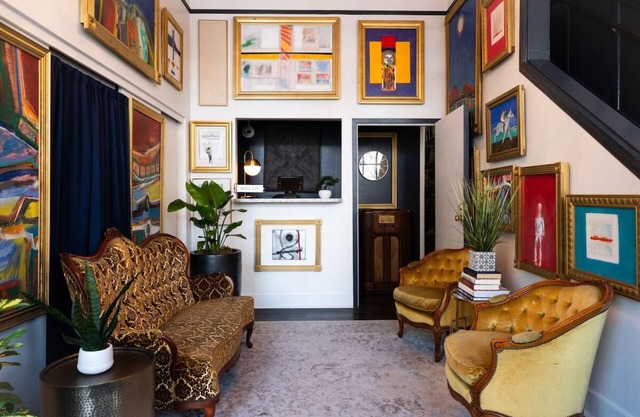 Artistically Decorated Hotel with Cozy Room | Near Golden Gate Park