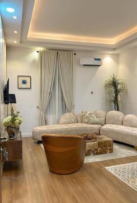 Artlet homes